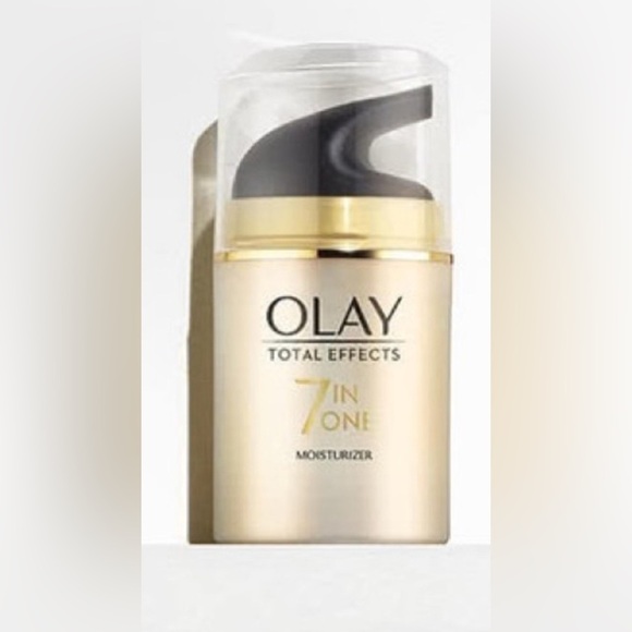 Olay Total Effects 7-in-1 Anti-Aging Moisturizer - 5 Product Bundle - Picture 5 of 9
